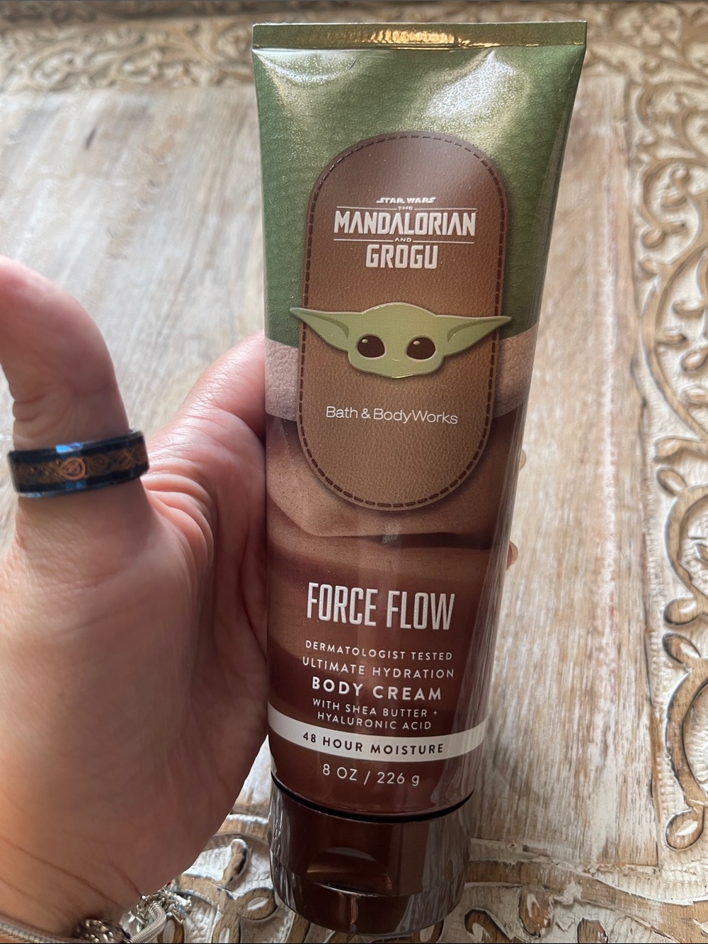 Bath & Body Works Mandalorian & Grogu Force Flow Body Cream - Green & Brown
